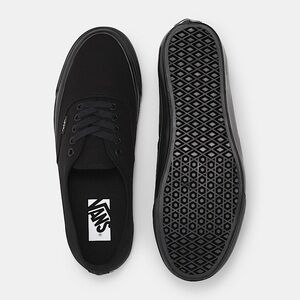 EXCELLENT CONDITION Vans Premium Authentic Shoe Blackout